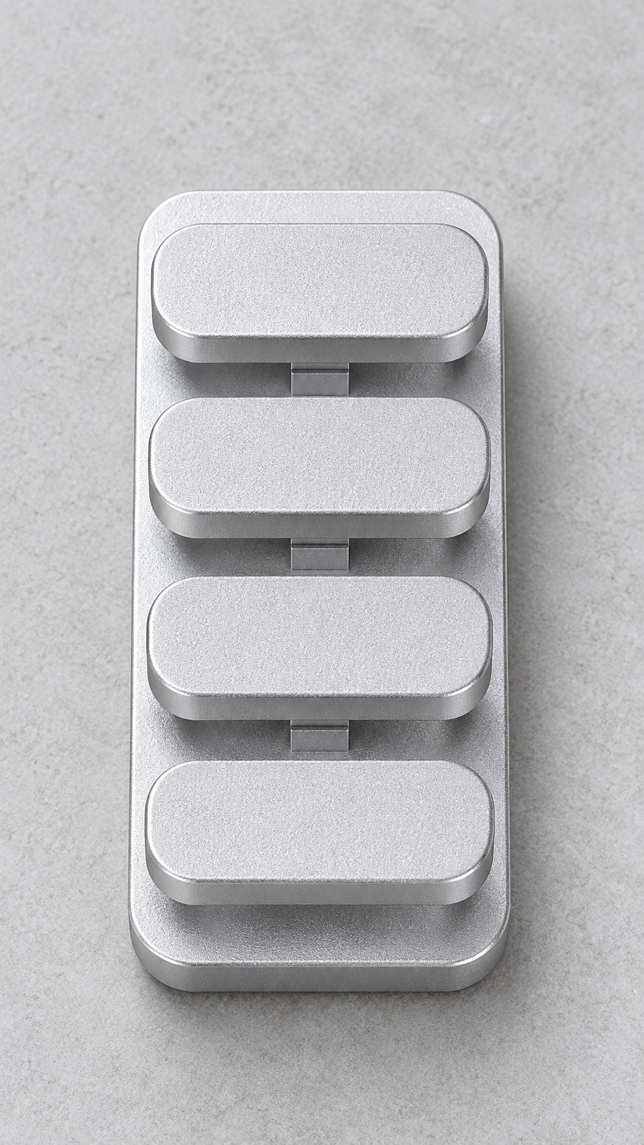 Silver four-cap control pad-2 AAA - Image 1